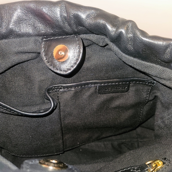 Burberry Black Leather Shoulder Bag - Picture 11 of 12